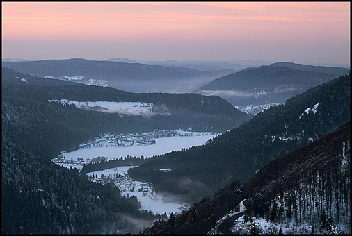 Lac de Longemer sous la neige. Vosges (88) ©Sébastien Brière
